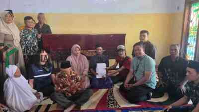 Sebulan Menanti, Jenazah PMI Asal Blitar yang Meninggal di Taiwan Tiba di Kampung Halaman