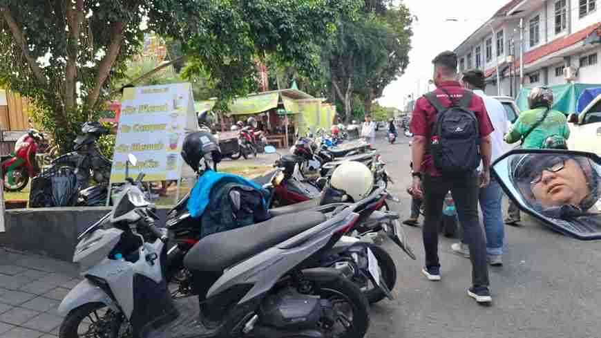 Lokasi Parkir Blitar Djadoel Kota Blitar