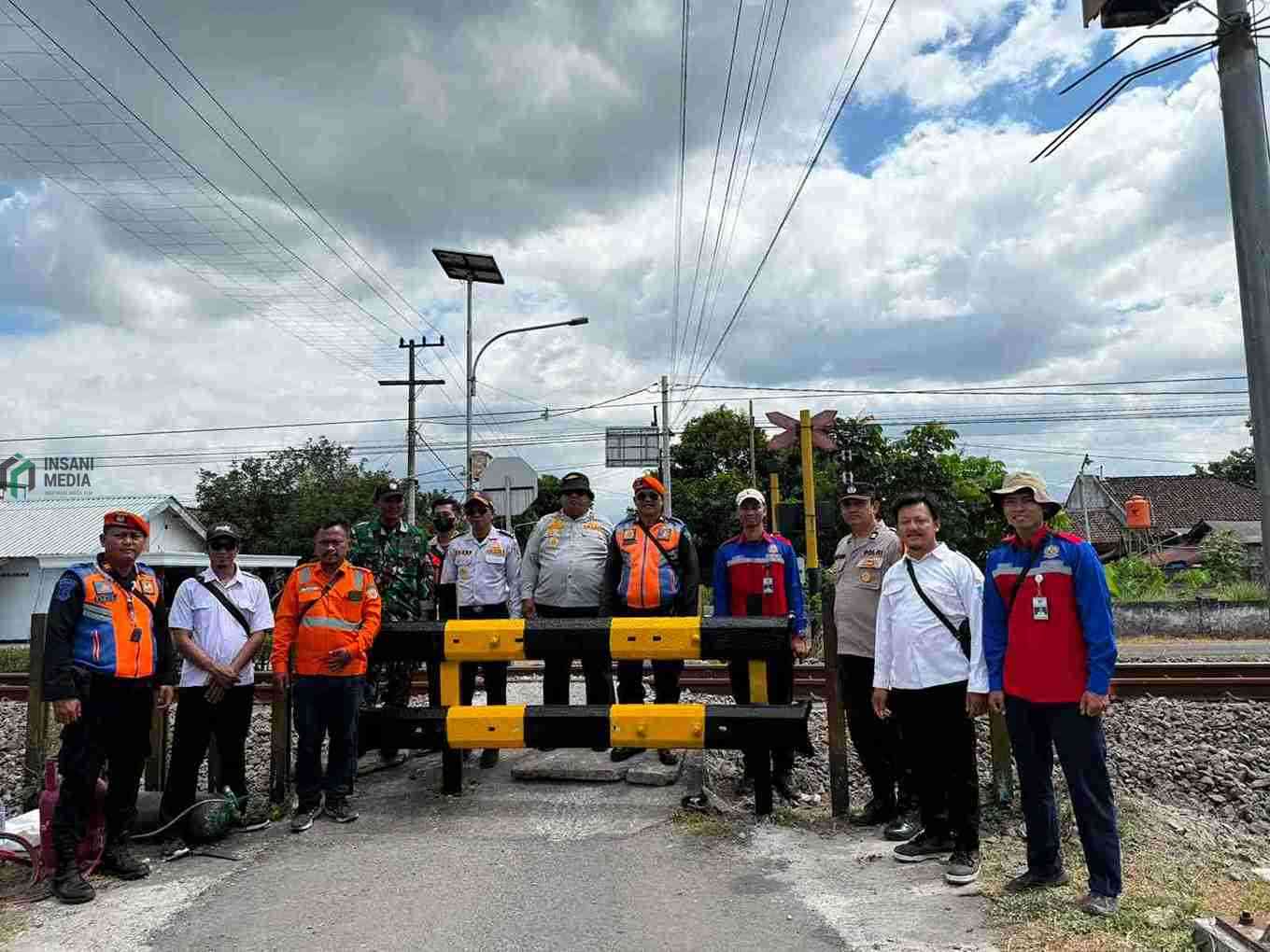 PT KAI Daop 7 Madiun Tutup Perlintasan Kereta Api di di KM 1725 jalur Kras–Ngadiluwih Kabupaten Kediri