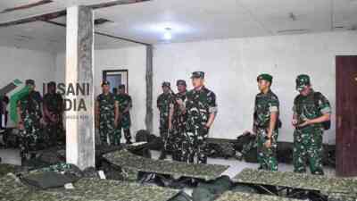 Pangdam IV Diponegoro Mayor Jenderal TNI Achiruddin Darojat meninjau progres pembangunan Batalyon Infanteri Teritorial Pembangunan Yonif TP di sejumlah daerah di Jawa Tengah