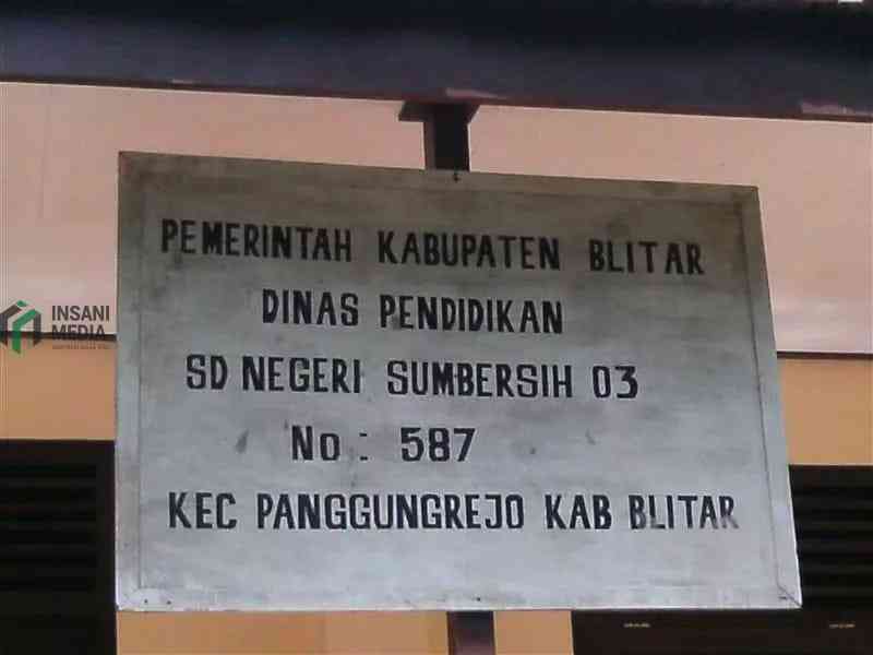 Viral di Medsos, SDN 3 Sumbersih, Panggungrejo Masuk Usulan Revitalisasi Pemkab Blitar 2026 Papan SDN 3 Sumbersih Panggungrejo Kabupaten Blitar