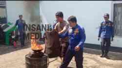 Pemerintah Kelurahan Purworejo Kecamatan Purworejo Kabupaten Purworejo Mengandeng Damkar Memberi Pelatihan Penanggulangan Kebakaran bagi Warga