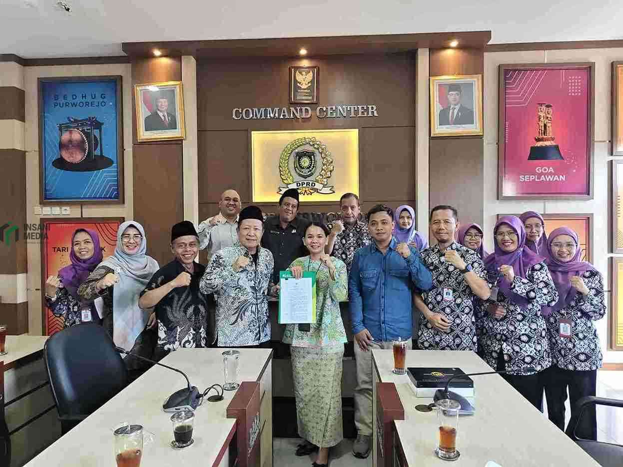 Wakil DPRD Purworejo, Rokhman: Masukan Purnawirawan Jadi Pemacu Kinerja DPRD Purworejo Persatuan Purnawirawan TNI Angkatan Udara PPAU Ranting Purworejo Mendatangi DPRD Purworejo untuk Memberikan Saran dan Masukan ke DPRD