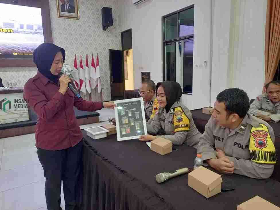 Polres Kebumen Minta Warga Waspadai Narkoba yang Mulai Mengincar Pelajar Polres Kebumen Meminta pada Warga Mewaspadai Narkoba yang Menyasar Pelajar