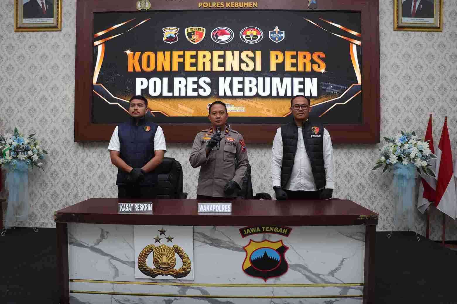 Jelang Hari Bhayangkara ke-80, Polres Kebumen Ungkap Sejumlah Kasus Kriminal dan Narkoba Wakapolres Kebumen Kompol Andre Bachtiar Winanomo