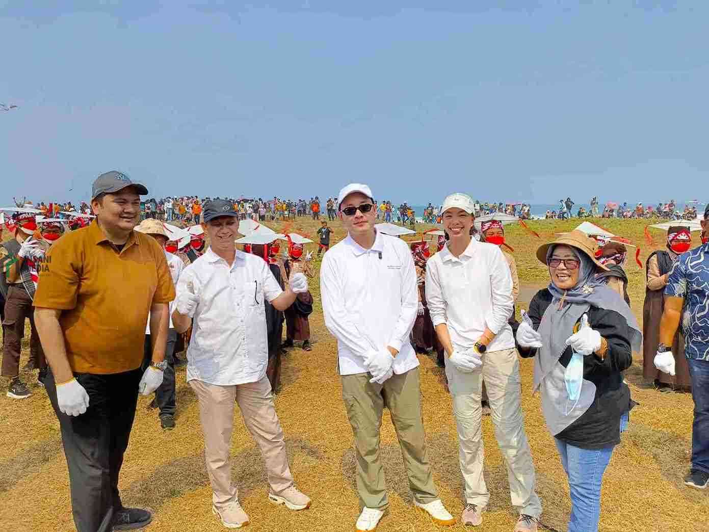 Wakil Ketua DPRD Purworejo, Rokhman Sebut Festival Layang-Layang Ketawang Dongkrak Ekonomi Warga Wakil Ketua DPRD Purworejo Rokhman Mengapresiasi Festival Layang Layang Internasional di Pantai Ketawang Desa Ketawangrejo Kecamatan Grabag Purworejo