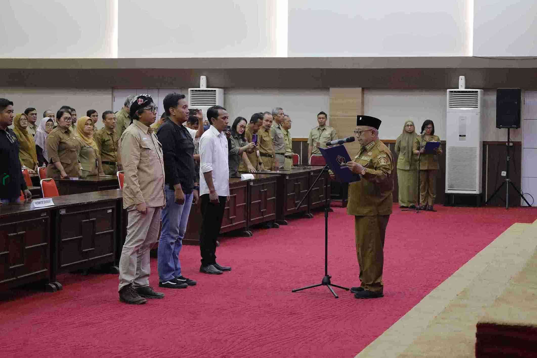 Bupati Blitar Rijanto Melantik Pengurus Eekonomi Kreatif Dewan Kebudayaan dan Baparda Periode 2026 2030