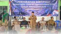 Warga Desa Jugo Terima 200 Sertifikat Tanah dari Pemkab Blitar PTSL
