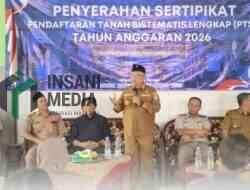 Warga Desa Jugo Terima 200 Sertifikat Tanah dari Pemkab Blitar PTSL