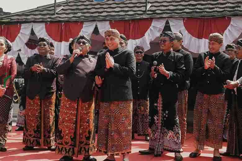 Kapolres Blitar dan Bupati Blitar Pisoawan Agung Hari Jadi Blitar ke 72