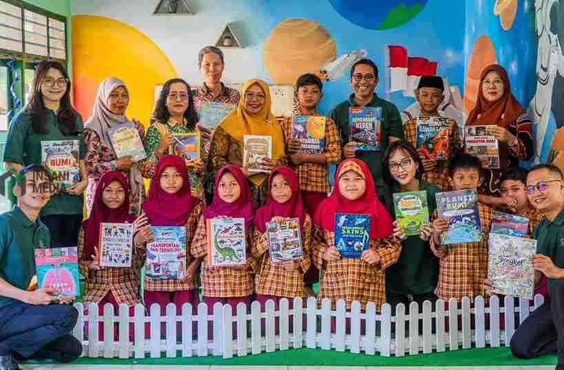 MORAZEN Yogyakarta memberikan 90 eksemplar Buku untukSDN 1 Temon Wetan Kalurahan Kebonrejo Kapanewon Temon Kulon Progo Daerah Istimewa Yogyakarta