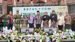 Menteri Koperasi Membuka Kebumen Travel Mart (KTM) dan Gombong Culture Festival (GCF) Menteri Koperasi Republik Indonesia Dr. Ferry Juliantono S.E. Ak. M.Si . membuka secara resmi Kebumen Travel Mart KTM dan Gombong Culture Festival GCF 2026 di kawasan Benteng Van der Wijck Gombong