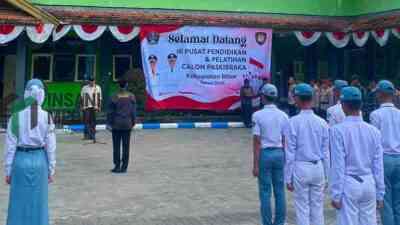 Paskibraka Kabupaten Blitar 2026 saat Menjalani Latihan