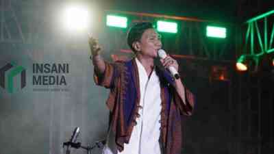 Penampilan Penyanyi Anji di Kebumen Fest 2026