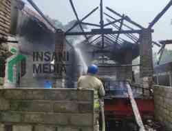 Gudang Pakan Bebek di Ponggok, Blitar Terbakar, Kerugian Capai Rp60 Juta