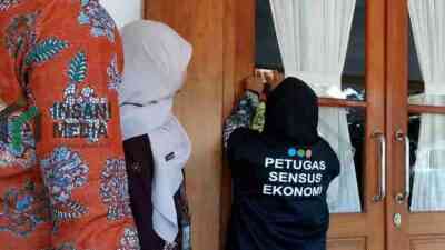 Petugas Sensus Ekonomi di Kabupaten Blitar