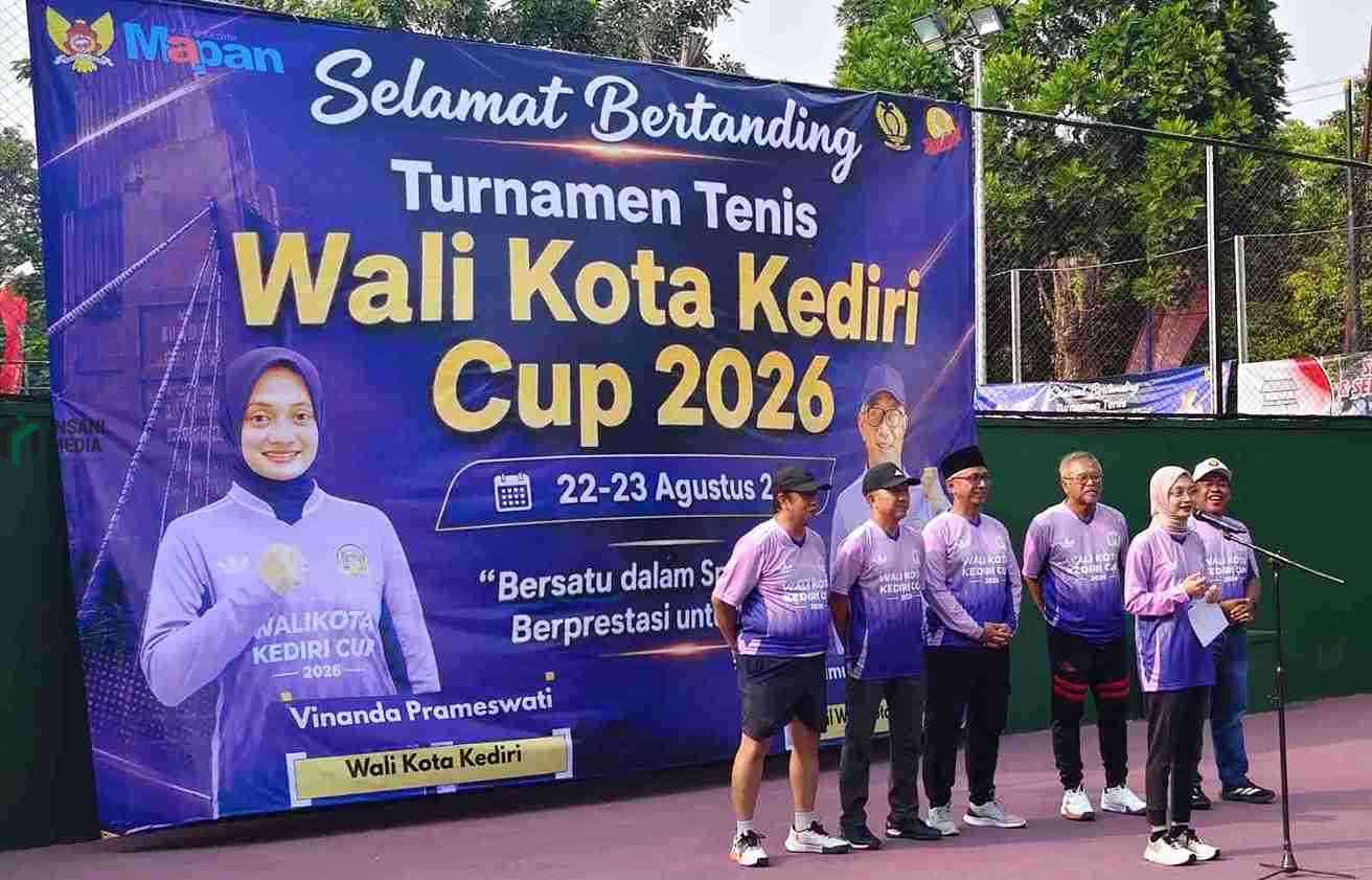 Sebanyak 120 Petenis dari Berbagai Daerah Ramaikan Tenis Walikota Cup Kediri Sebanyak 120 Petenis dari Berbagai Daerah Ramaikan Tenis Walikota Cup Kediri