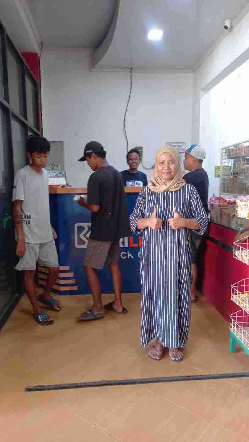 AgenBRILink Opick Sell Reni Anggraini siap melayani layanan digital