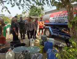 Warga Kalitengah Blitar Kekeringan, Kini Hanya Andalkan Air Kiriman