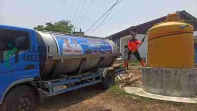 BPBD Kabupaten Blitar Salurkan Air Bersih untuk Warga Binangun dan Wates, 348 Jiwa Mengandalkan Bantuan