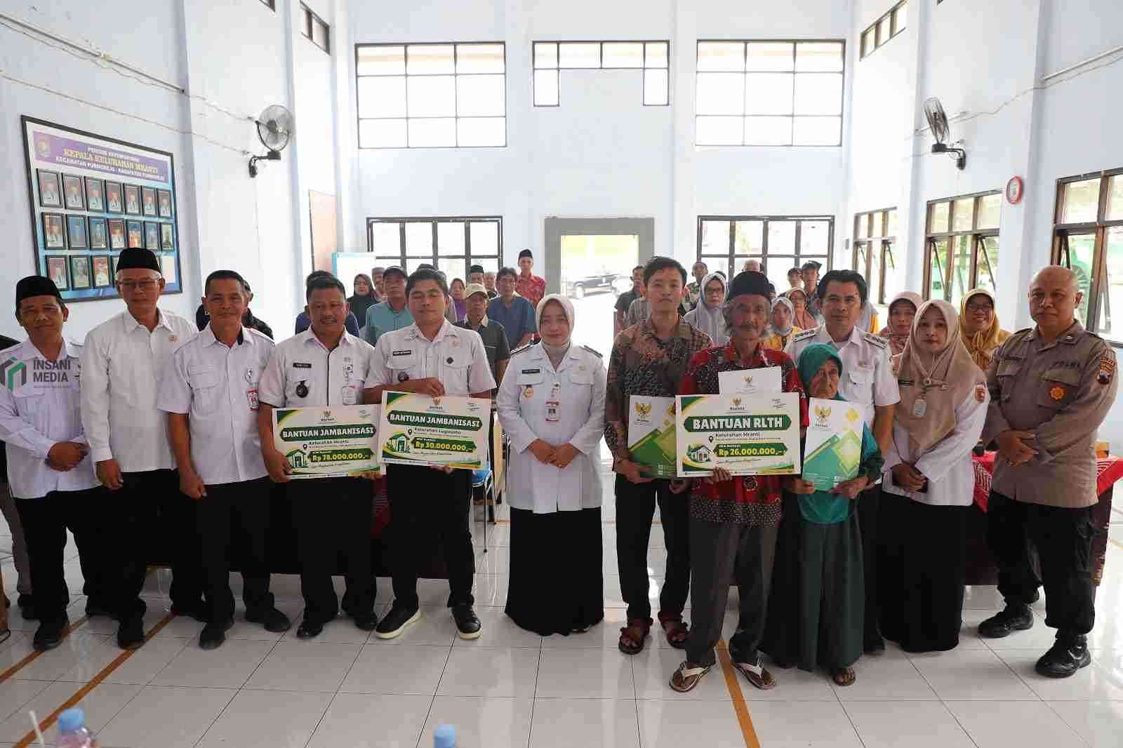 BAZNAS Purworejo Beri Bantuan 72 Jamban Sehat dan Perbaiki RTLH untuk Warga Mranti dan Lugosobo Baznas Purworejo Beri Bantuan Jambang Sehat dan Perbaiki RTLH Warga Mranti dan Lugosobo