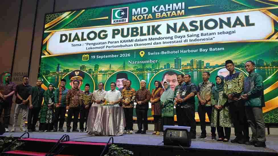 Musda VII MD KAHMI Batam Kembali Memilih Kakanda Amsakar Achmad sebagai Ketua UmumFormateur MD KAHMI Batam periode 2026031