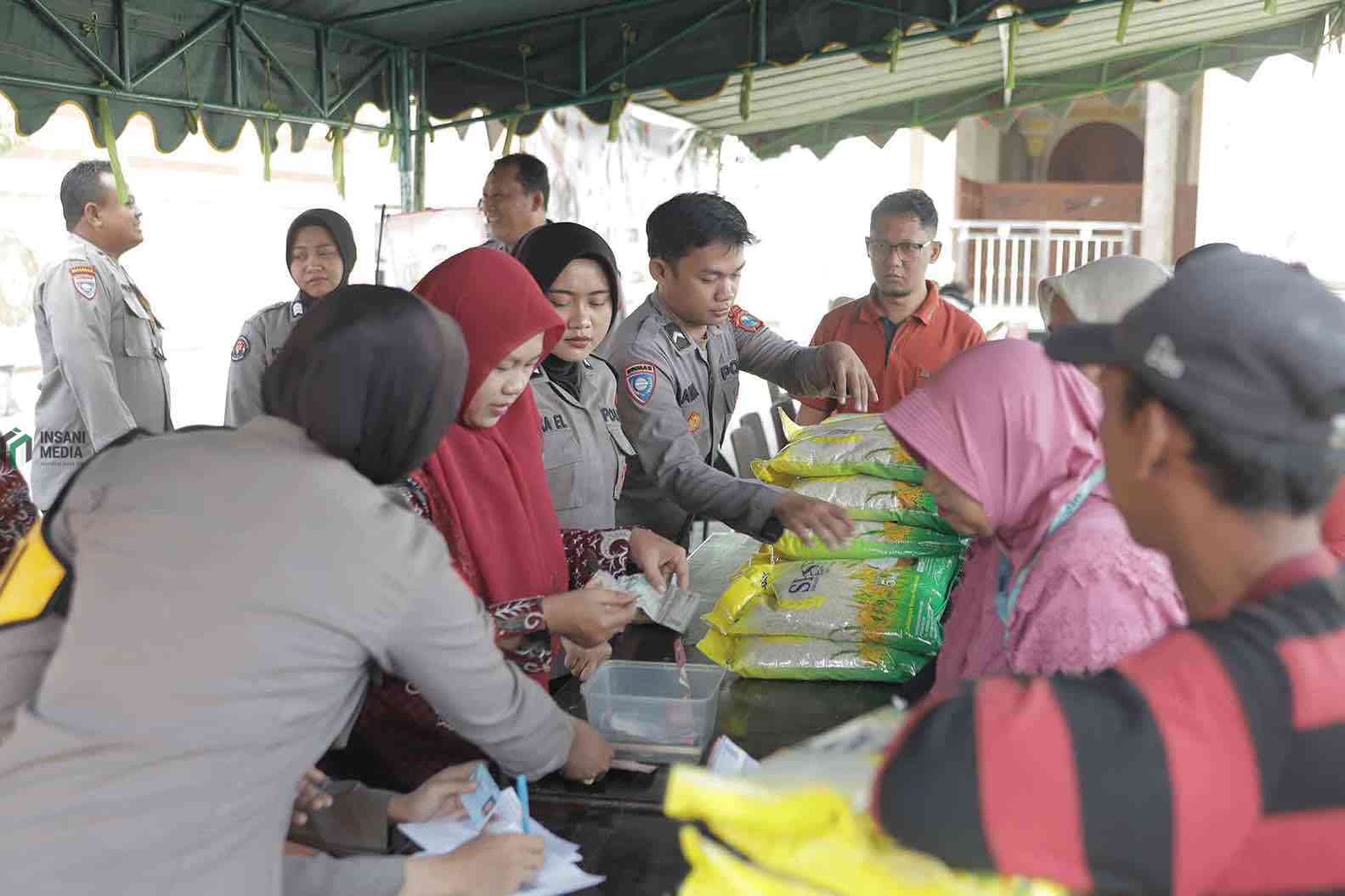 Polres Blitar Gelar Jumat Berkah