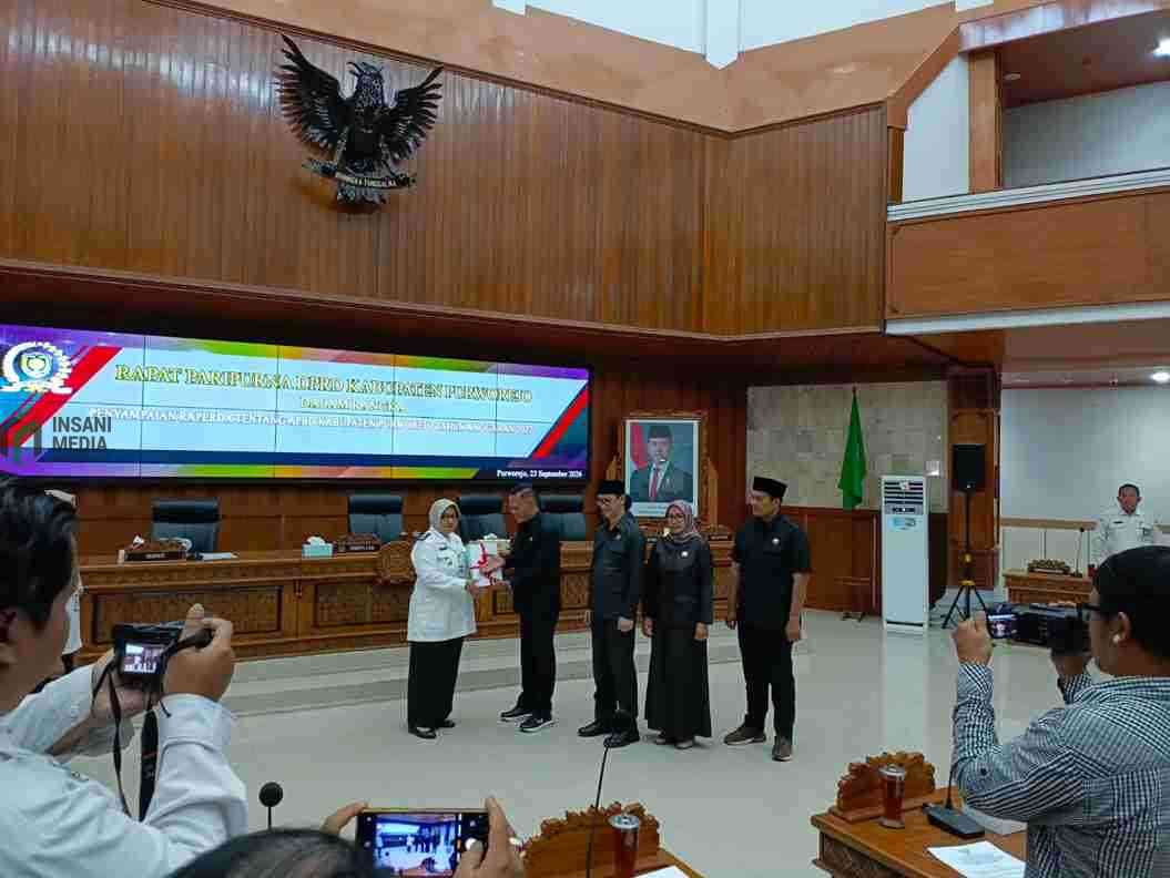Rapat Paripurna DPRD Purworejo Membahas RAPBD Kabupaten Purworejo 2027
