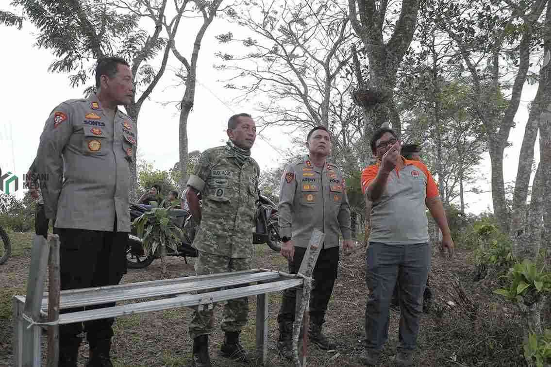 Cegah Kebakaran di Gunung Buthak Meluas, Tim Gabungan Dirinkan Posko, Sempat Padamkan Beberapa Titik Api Tim Gabungan BPBD TNI Polri dan Relawan Memantau Kebakaran di Gunung Buthak dan Mendirikan Posko Pemantauan