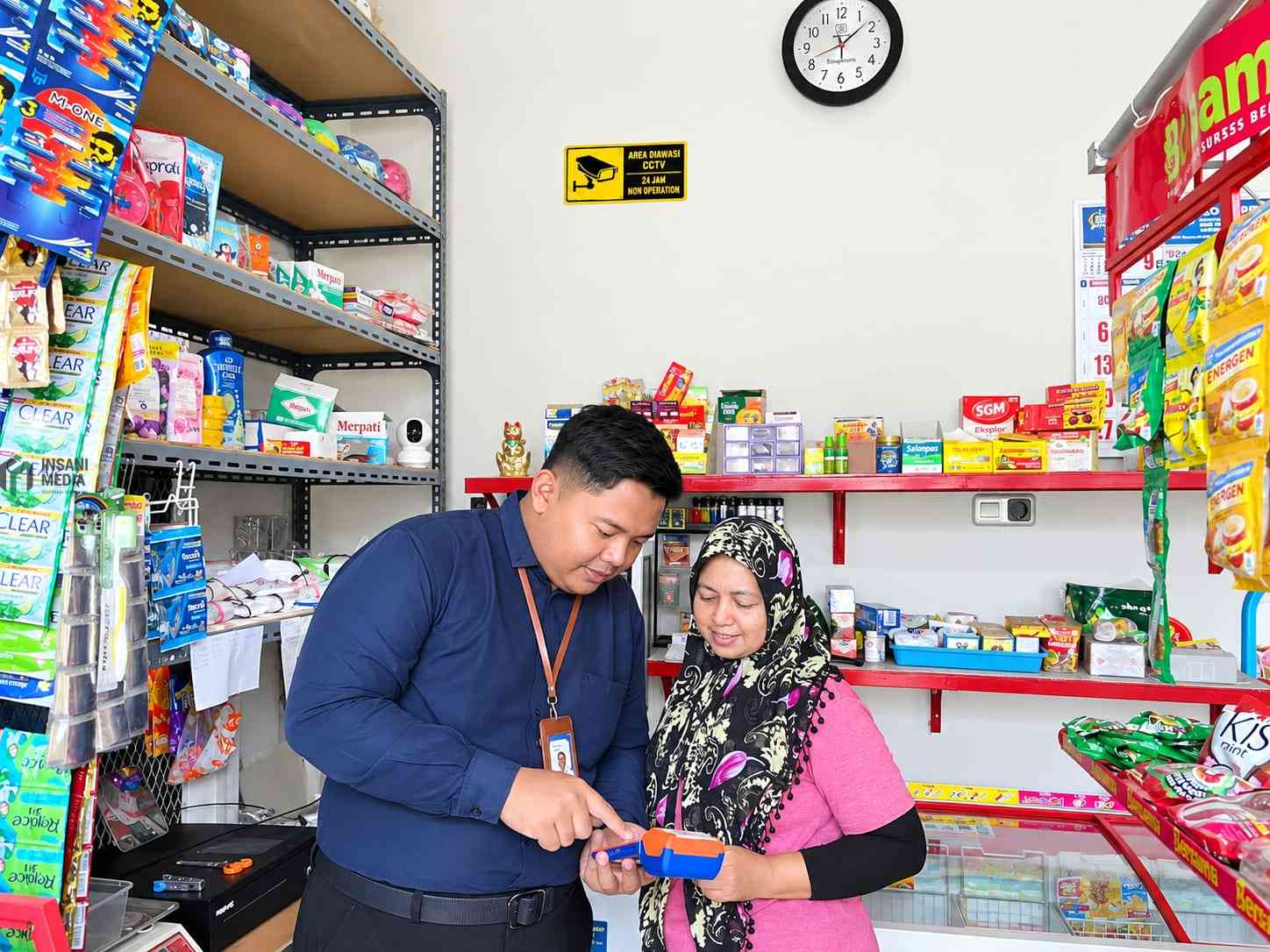 Dari Sembako ke Layanan Bank: AgenBRILink Nganjuk Tumbuh Bersama Masyarakat Desa WhatsApp Image 2026 09 24 at 21.57.29 2