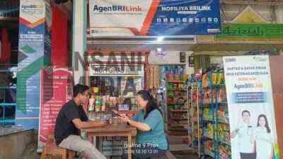 BRI Blitar Bantu Nofiliya Kembangkan UMKM dan Layanan BRILink