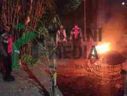 Polresta Sidoarjo Bongkar dan Bakar Sarana Judi Sabung Ayam di Kecamatan Krembung dan Prambon