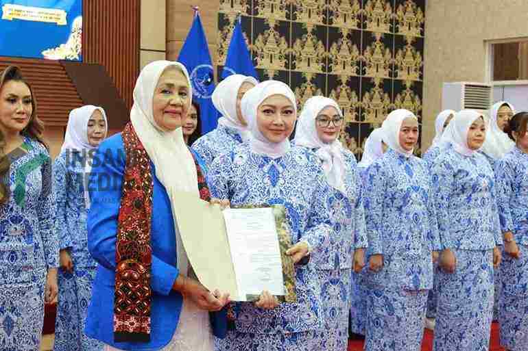 Arina Andriani Beky Herdihansah Menjadi Ketua DPC IWAPI Kabupaten Blitar Periode 2026 2031