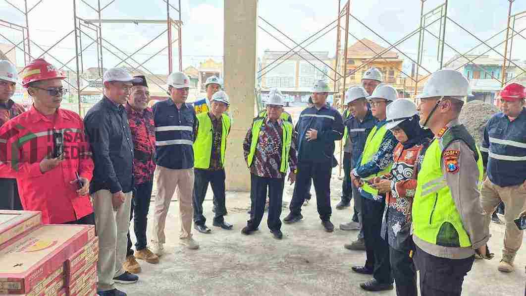 Pasar Kesamben, Blitar Rampung Akhir Tahun, BupatiBlitar, Rijanto Minta Ramah Lansia Bupati Blitar Rijanto Meninjau Pembangunan Pasar Kesamben