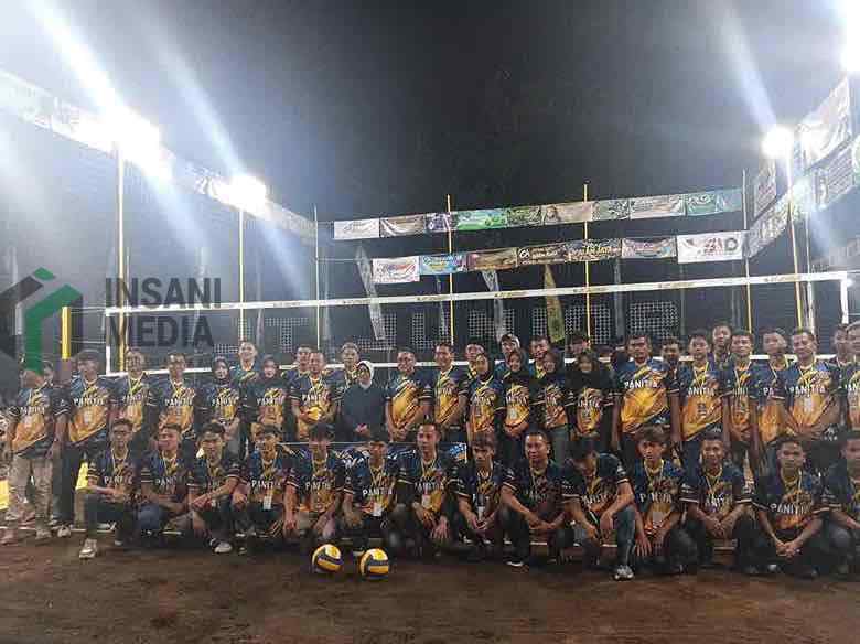 Bupati Purworejo, Yuli Hastuti Hadiri JT CUP 3 di Wonosuko, 50 Peserta Siap Bertanding Sportif Bupati Purworejo Yuli Hastuti Menghadiri JT Cup 3 di Desa Wonosuko yang Dimainkan 50 Tim