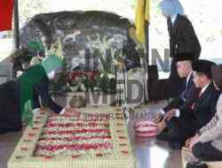 Ziarah di Makam Bung Karno, Gubernur Jatim Khofifah Targetkan Kedaulatan Pangan