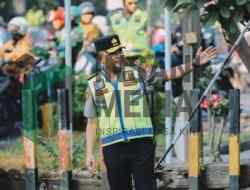 Kapolda Jatim Turun Langsung Pantau Pelayanan Lalu Lintas di Surabaya