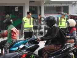 Kapolres Kebumen Turun ke Jalan Ikut Atur Lalu Lintas