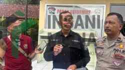 Kasi Humas Polres Blitar Kota AKP Samsul Anwar Baju Hitam