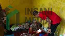 Ketua DPRD Purworejo Bantu Pasangan Lansia Sakit Tinggal di Panti Lansia Ketua DPRD Kabupaten Purworejo Tunaryo Mengunjungi Pasangan Lansia Misgiyono dan Semiah di Desa Kaligesing Kecamatan Kaligesing