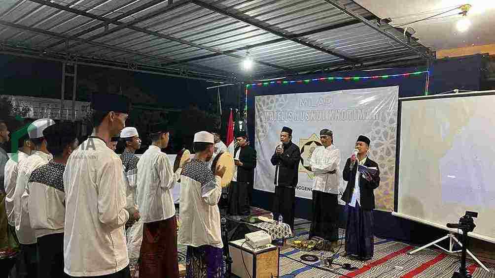 Berawal dari Mengajari Istri Mengaji, Lukman Kini Bina 100 Jemaah Muhammad Lukman Malik Falsafah Warga Desa Grenggeng Kecamatan Karanganyar Kabupaten Kebumen Kini Memiliki 100 Orang