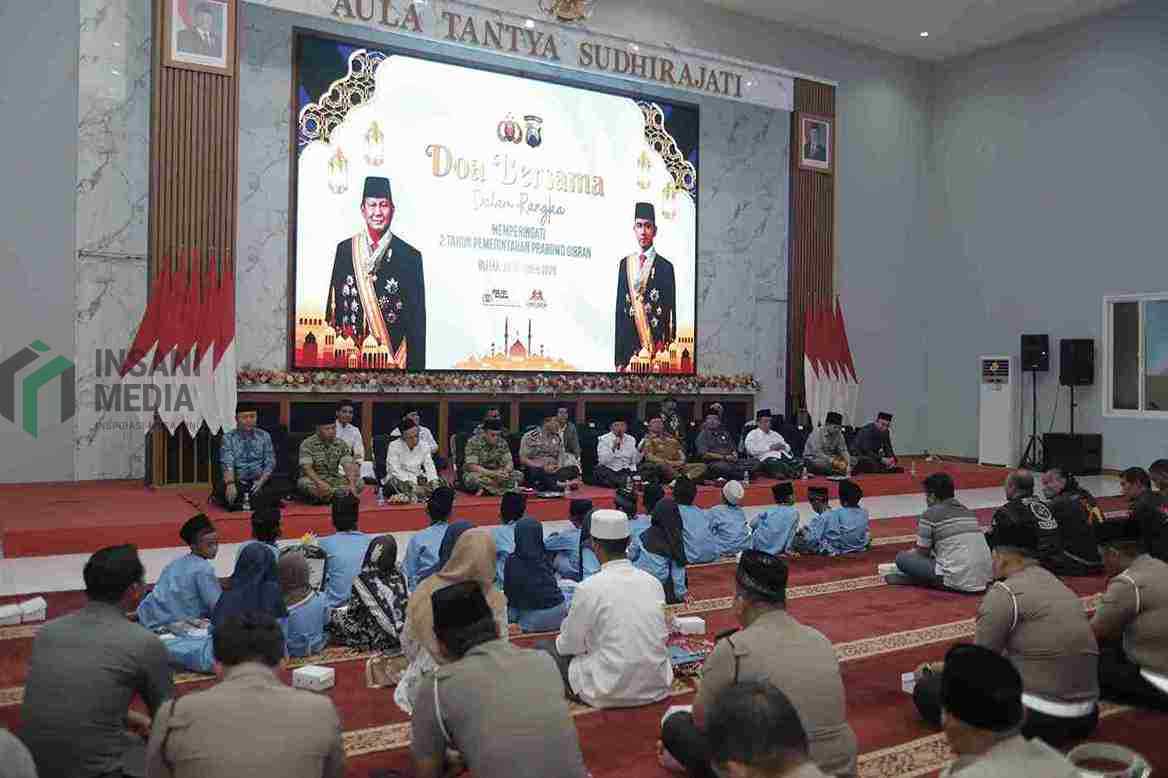Polres Blitar Gelar Doa Lintas Agama dan Santuni 20 Anak Yatim Polres Blitar Gelar Doa Bersama Lintas Agama dan Santunan Anak Yatim