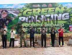 Kapolresta Sidoarjo Tanam Pohon Buah di Sukodono, Dukung Program Green Policing