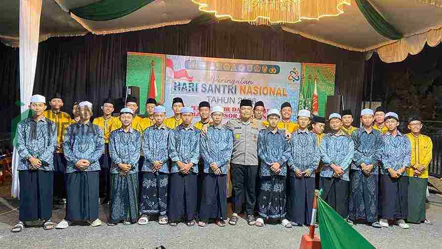 Polsek Gombong Kebumen Gelar Sholawatan