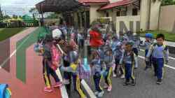 Satlantas Polres Blitar Kenalkan Tertib Berlalu Lintas pada Anak-anak Sejak Dini Satlantas Polres Blitar Kenalkan Keselamatan Lalu Lintas pada Anak anak