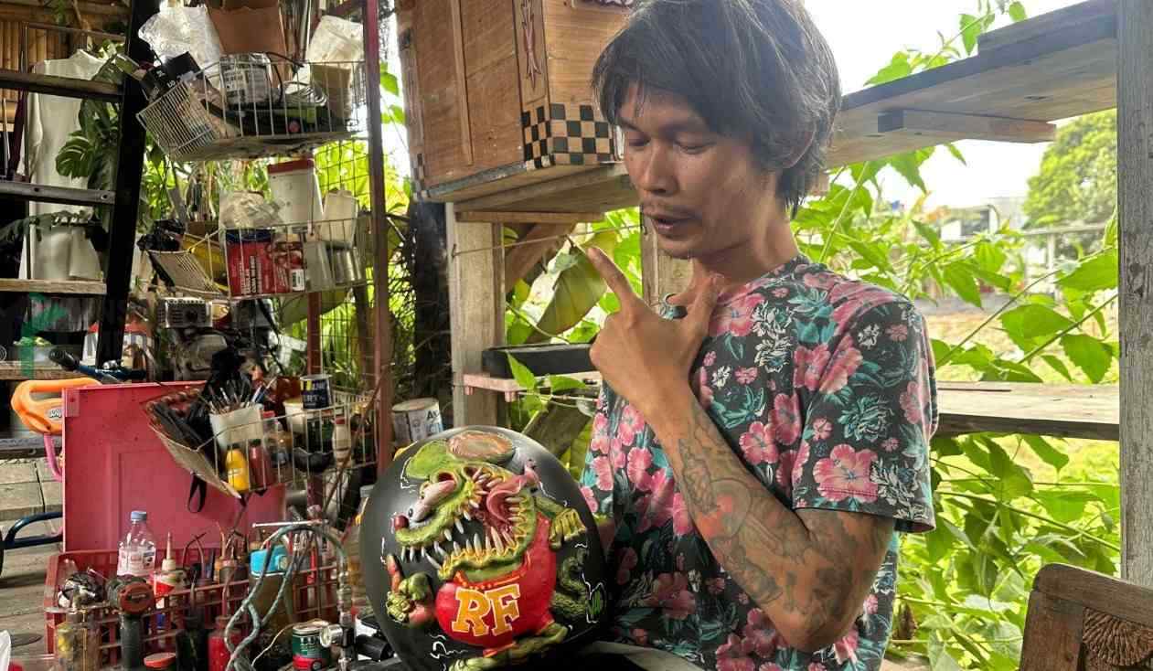 Sulap Barang Harian Jadi Sculpture, Seniman Blitar Ciptakan Karya Unik Sculpture
