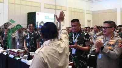 TNI-Polri Jadi Agen Bansos: Solusi Pelosok atau Jalan Pintas Birokrasi?