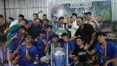 Futsal Liga Santri Blitar 2026 Kelar, Wabup Blitar Beky Herdihansah Ajak Santri Banyak Raih Prestasi